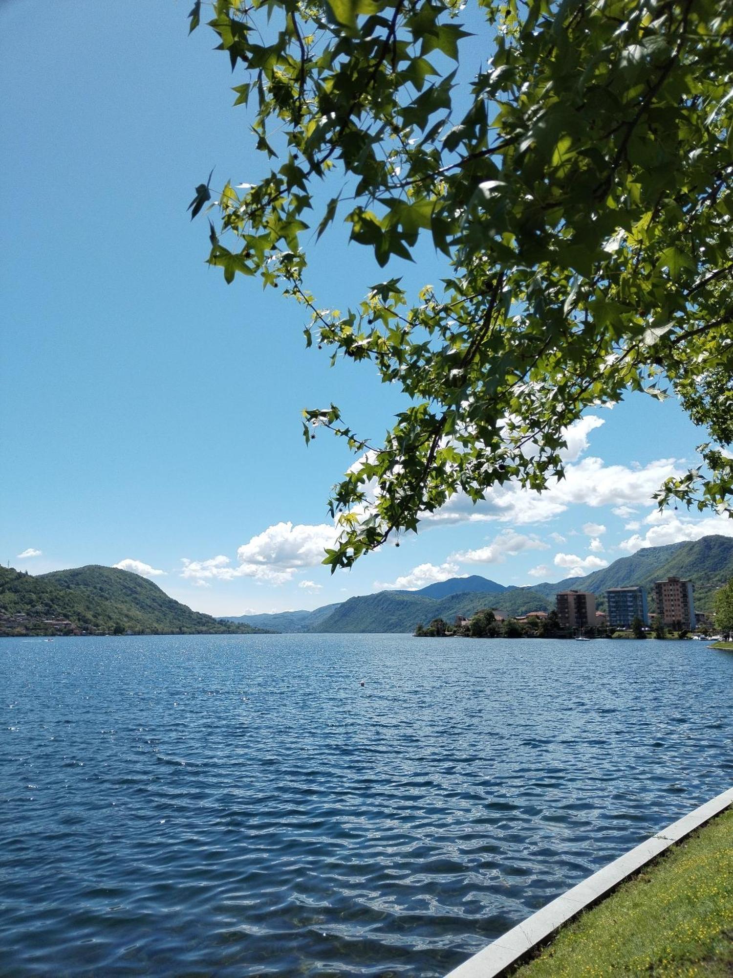 Un Balcone Sul Lago Оменя Екстериор снимка
