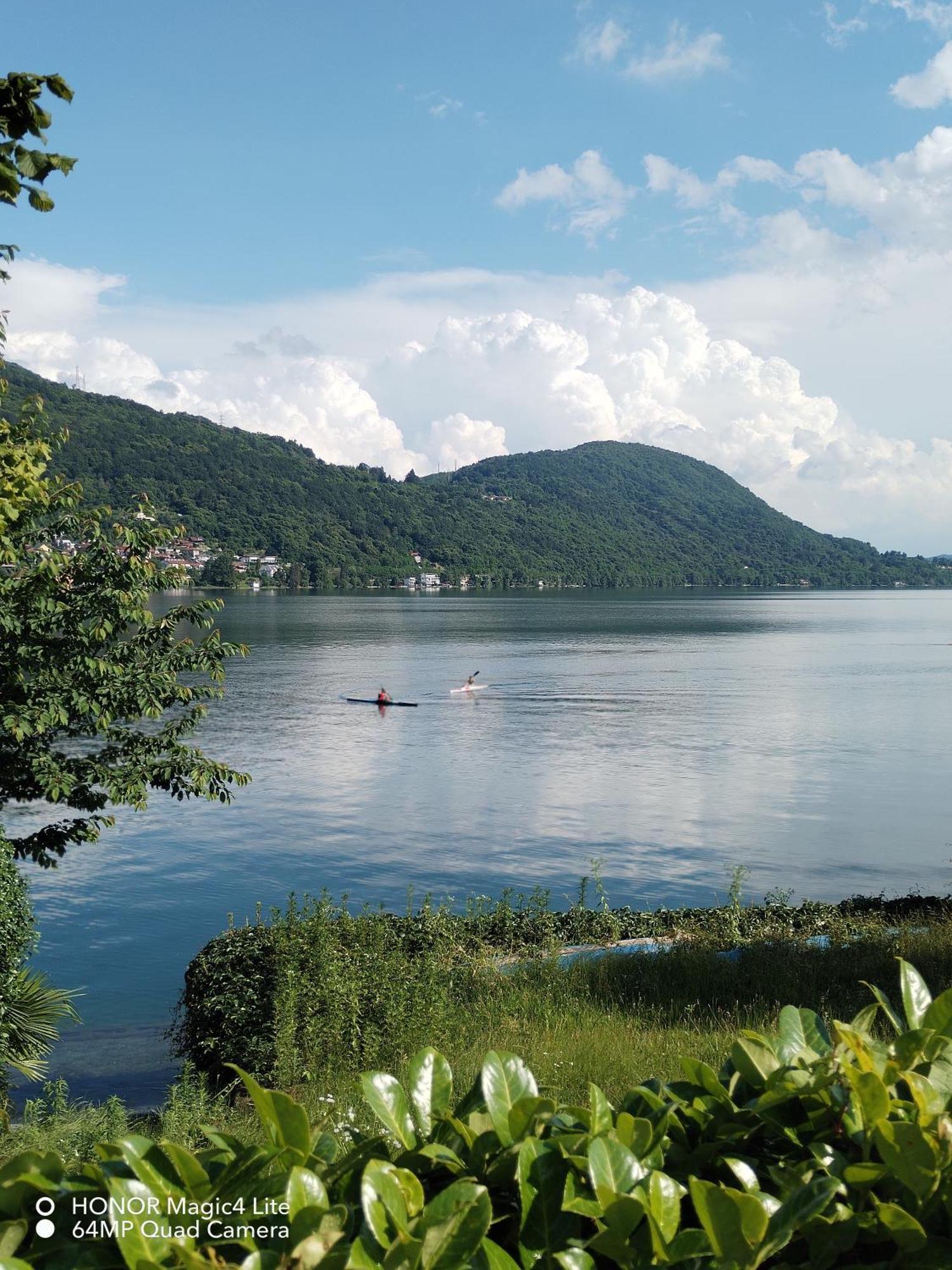 Un Balcone Sul Lago Оменя Екстериор снимка