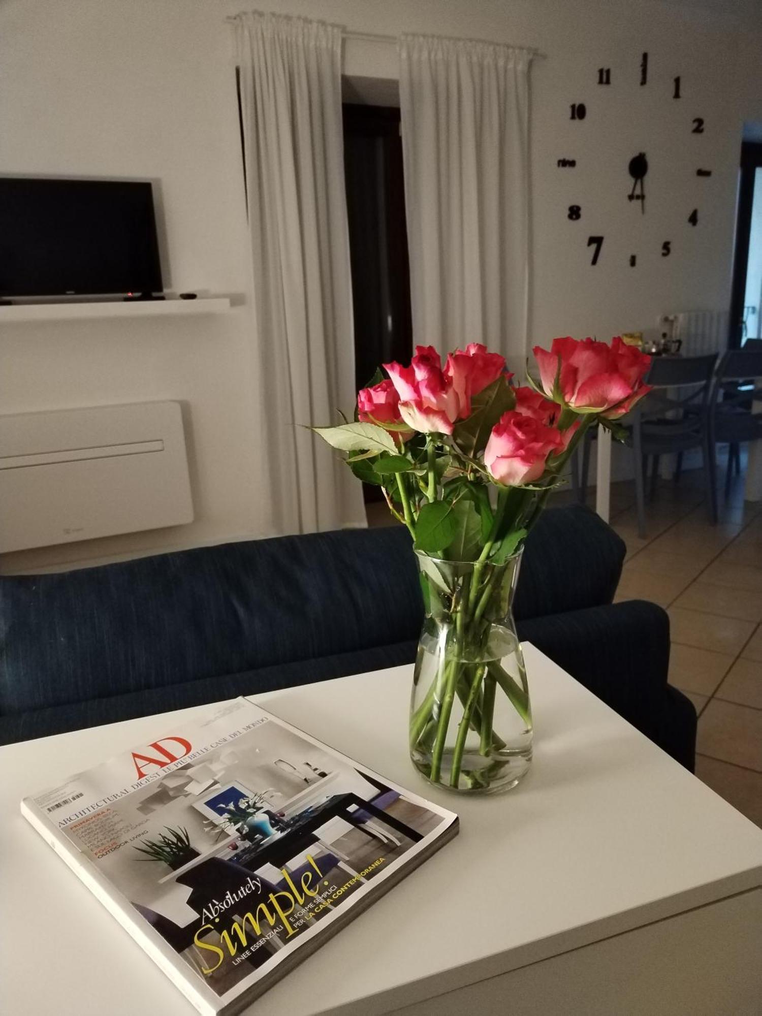 Un Balcone Sul Lago Оменя Екстериор снимка